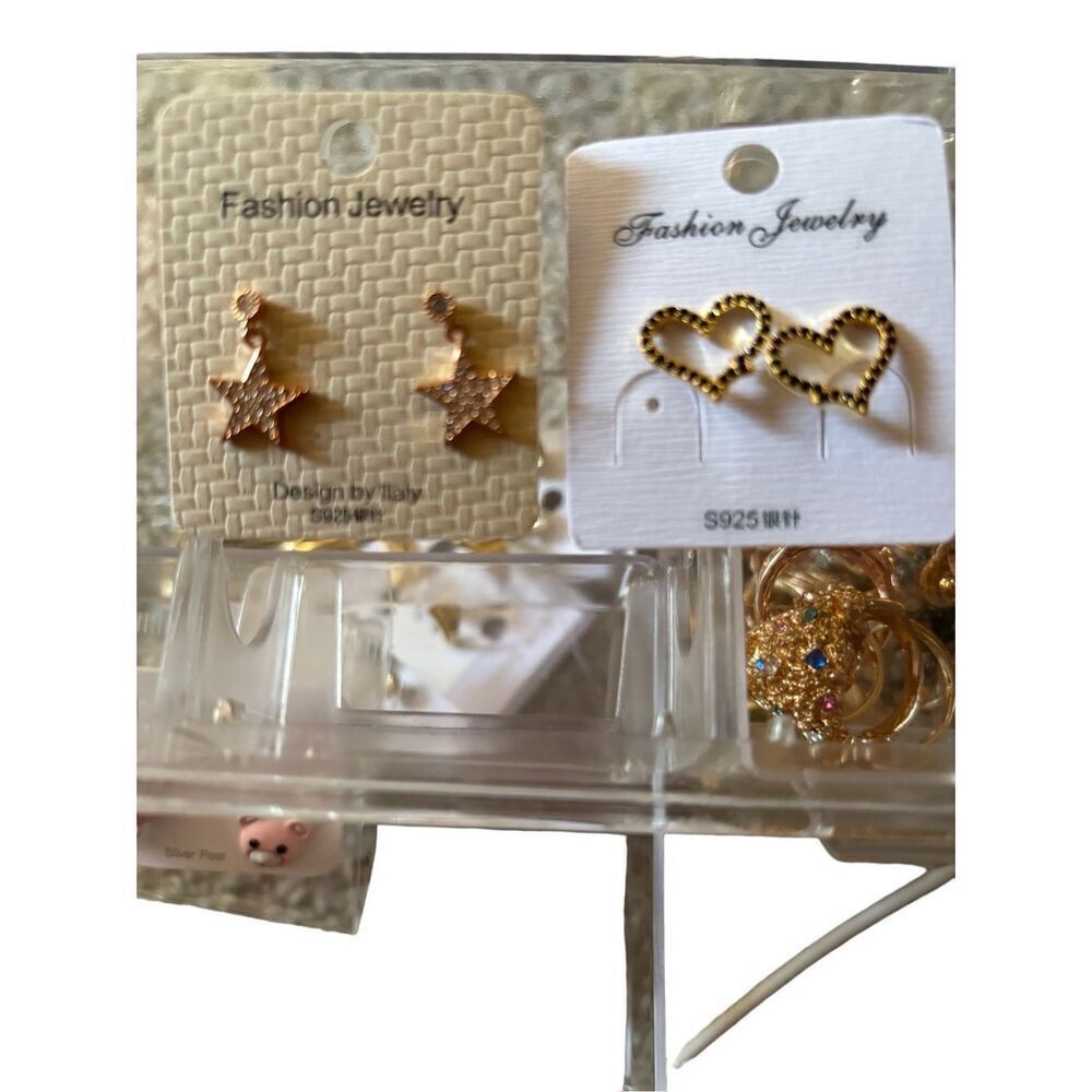 Jewelry - Picture 2 of 16